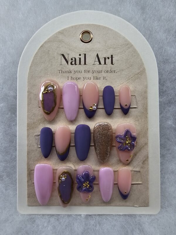 Rose Impériale - Ongles Press-On Artistiques